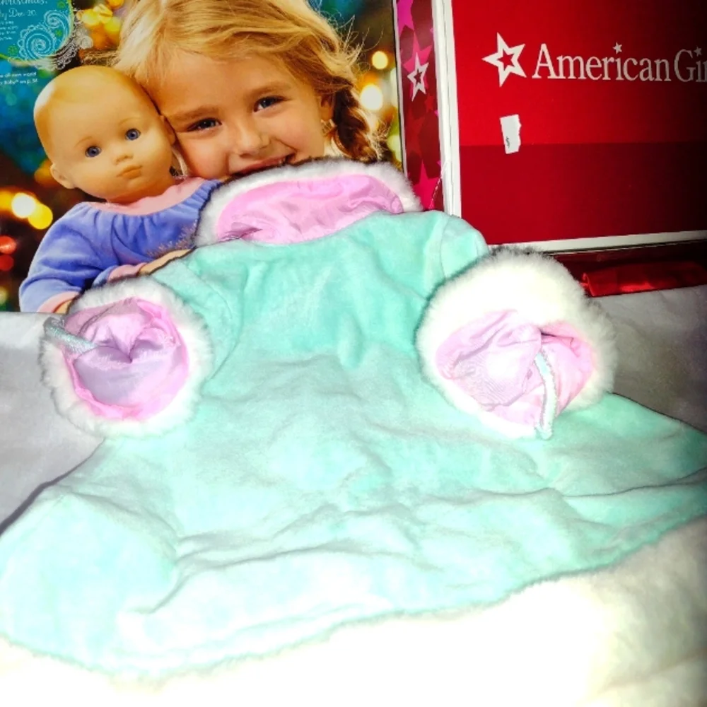 AMERICAN Girl Doll Fancy Velvet Mint Green Pink Bows Fur Cuffs Collar Bottom NWT - Picture 7 of 10